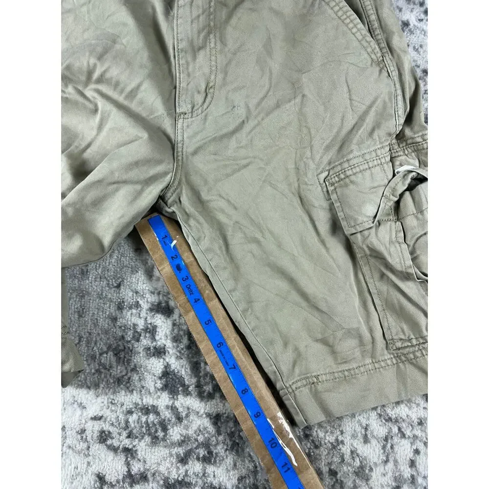 Levis size 32